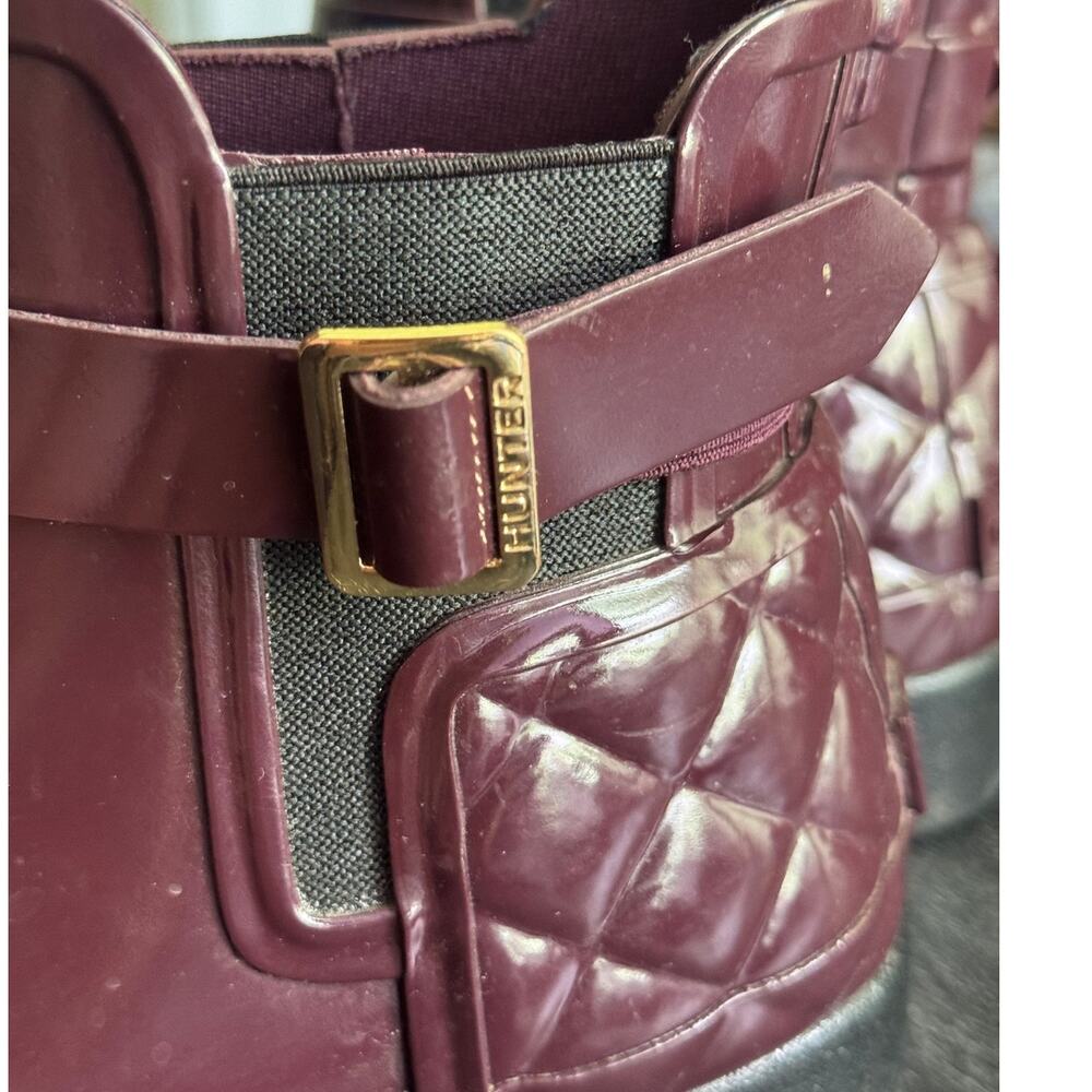 HUNTER Chelsea Womens Burgundy Rain Ankle Boots Glossy Quilted Size 8 - Picture 7 of 8